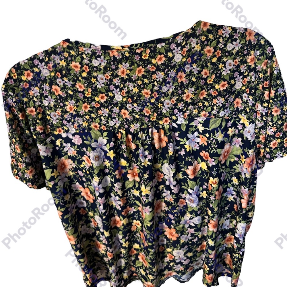 Exclusive one navy blouse with pink flowers stick around neck with tie cute onex - Picture 2 of 6